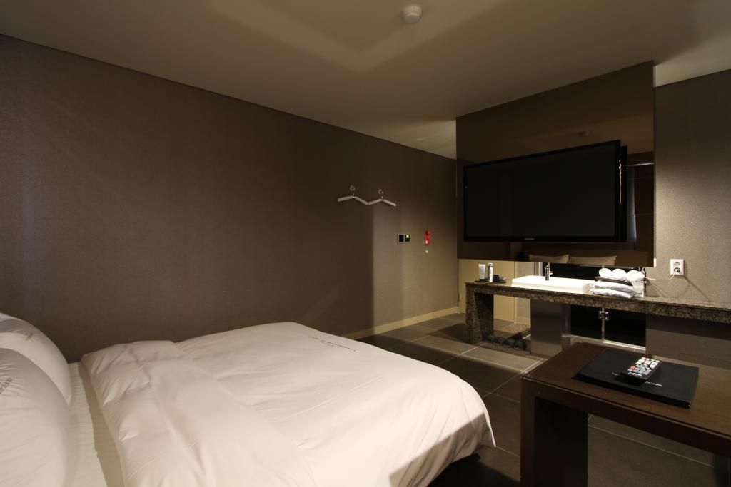 Valentine Hotel Kōyō Habitación foto