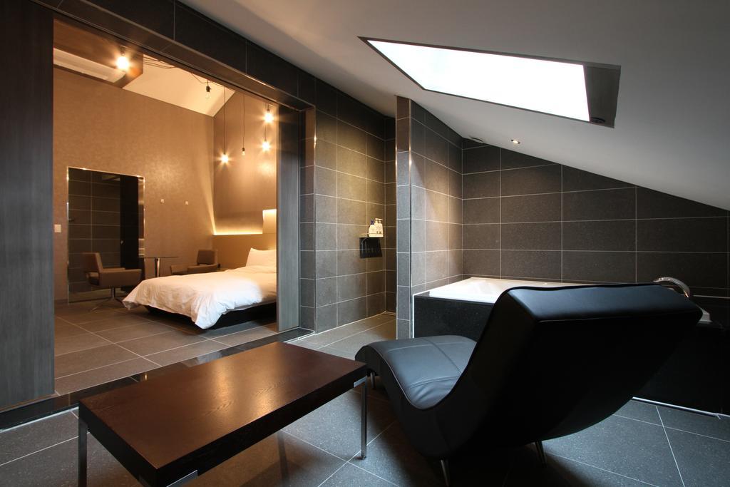 Valentine Hotel Kōyō Habitación foto