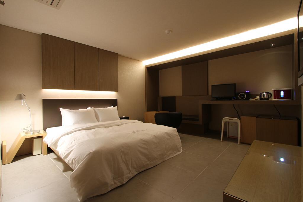 Valentine Hotel Kōyō Habitación foto